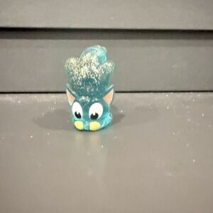 Hasbro Itty Bitty Lost Kitties Blue Glitter Kitty‎